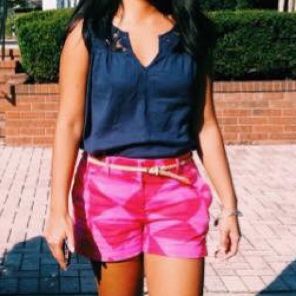 LOFT Pink Pattern Size 4 Riviera Short - Picture 5 of 5